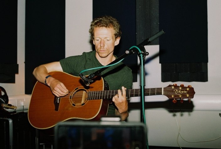 Ru_Mew_Singer_Songwriter 1 Ru Mew